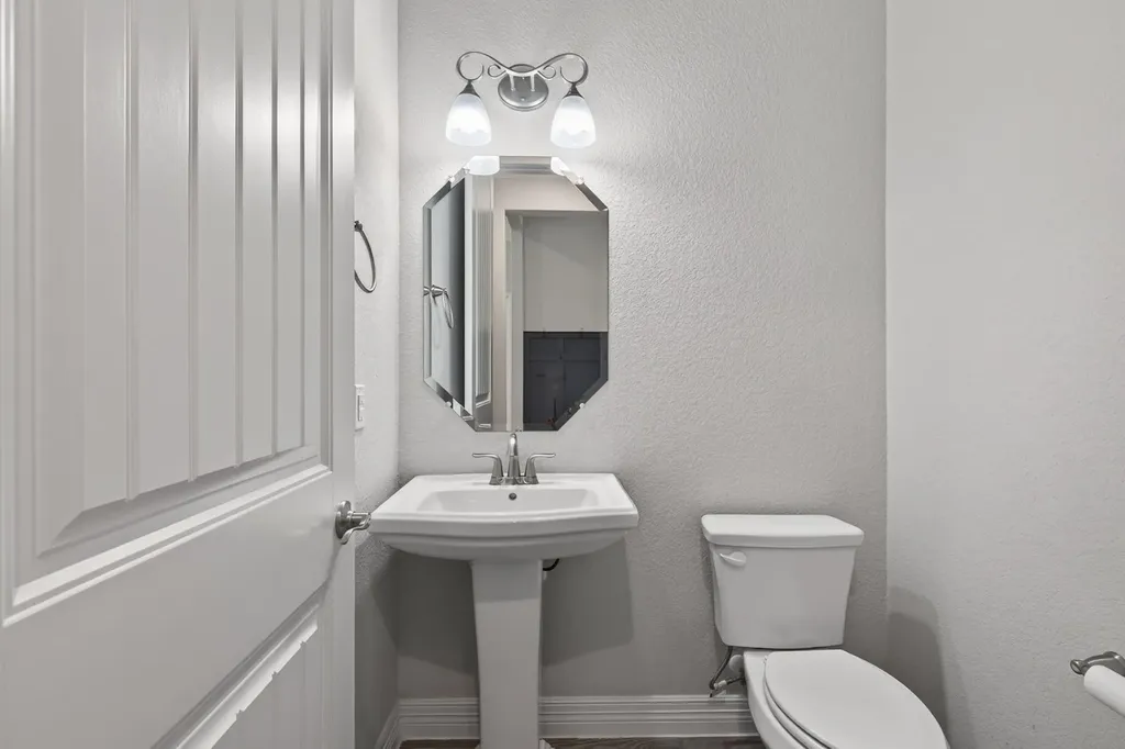 3821 Lombard Street Round Rock TX 78681