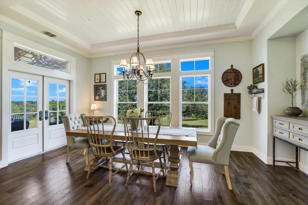 600 Abbey Road Liberty Hill TX 78642