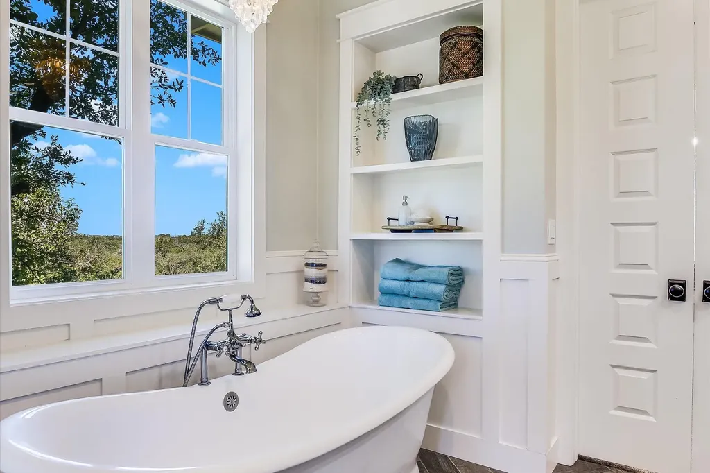 600 Abbey Road Liberty Hill TX 78642