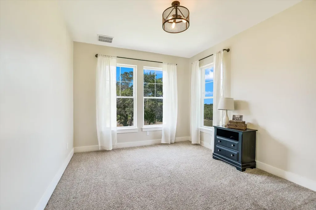 600 Abbey Road Liberty Hill TX 78642