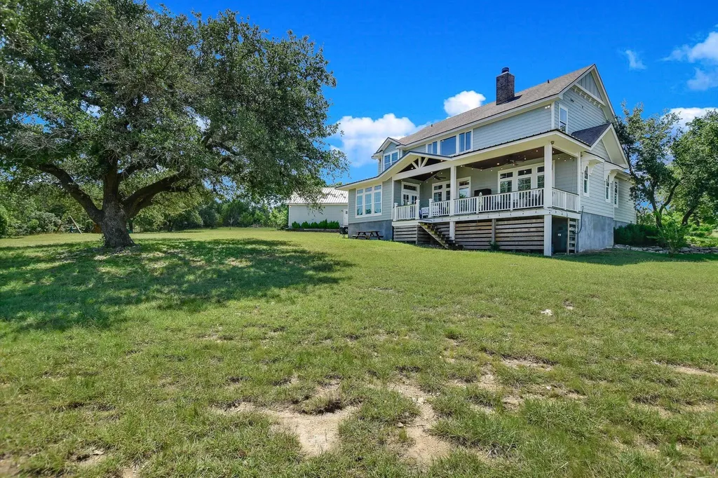 600 Abbey Road Liberty Hill TX 78642