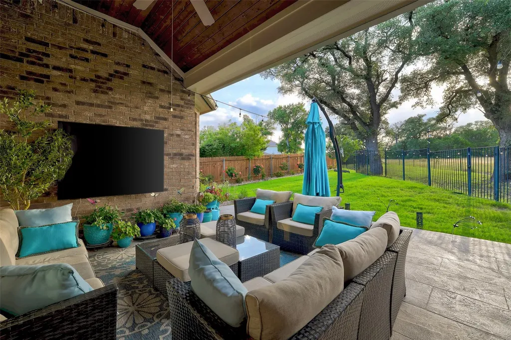 2304 Vaquero Cove Leander TX 78641
