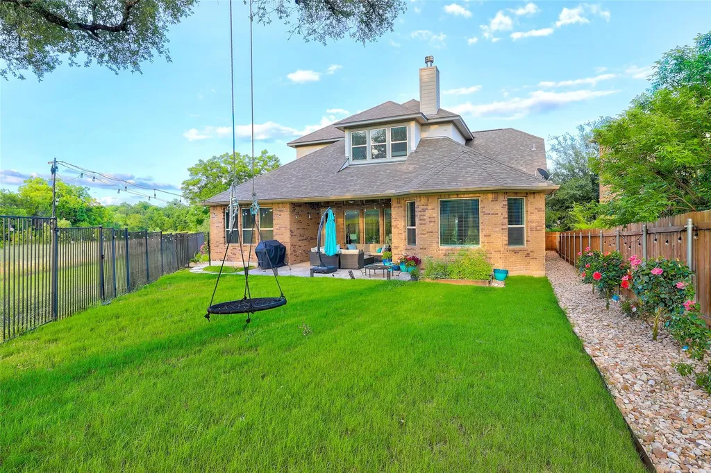 2304 Vaquero Cove Leander TX 78641