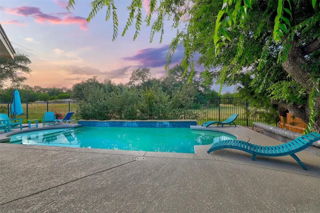 2304 Vaquero Cove Leander TX 78641