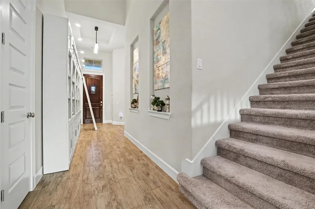 2304 Vaquero Cove Leander TX 78641
