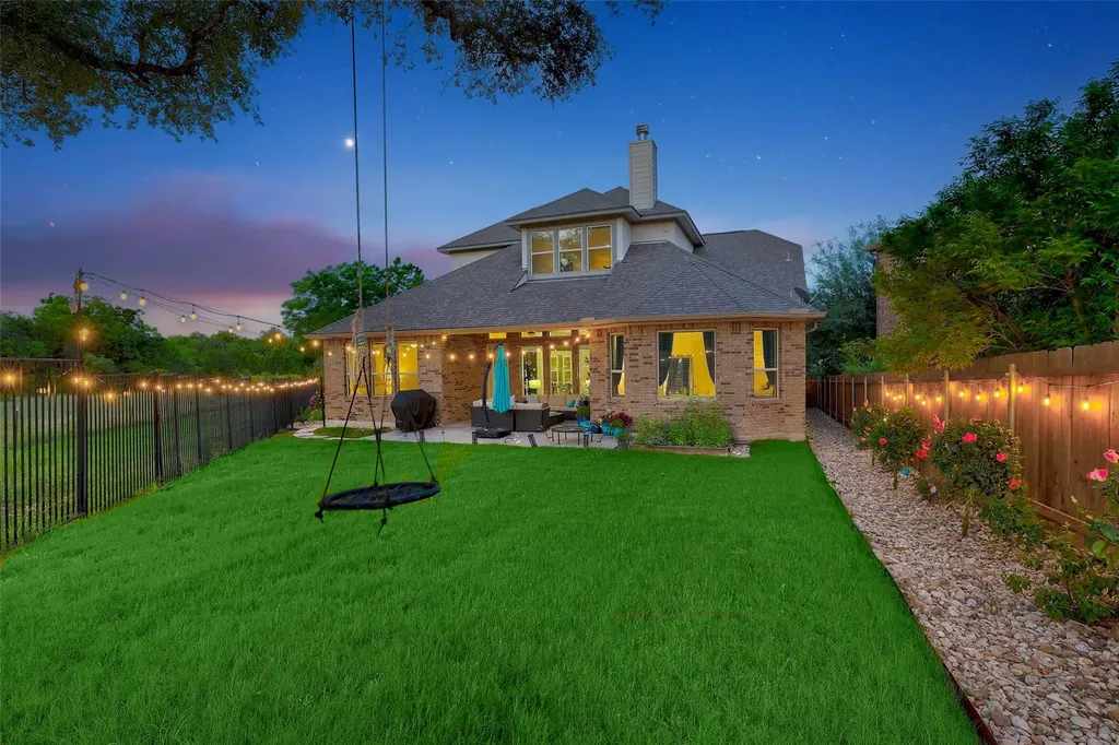 2304 Vaquero Cove Leander TX 78641