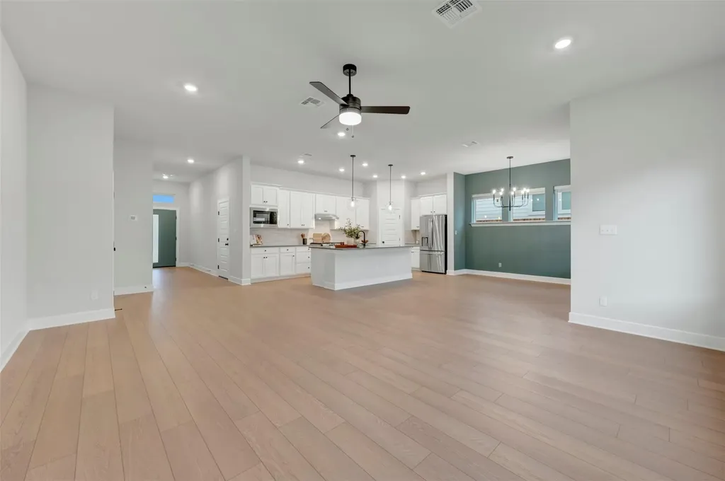 271 Twistleaf Drive Buda TX 78610