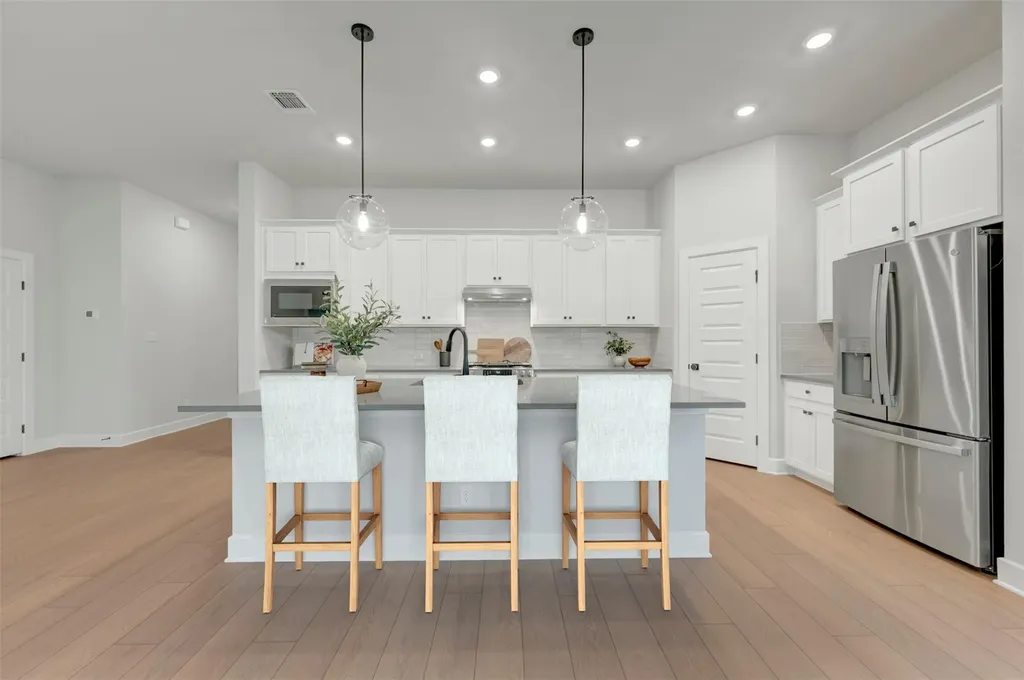 271 Twistleaf Drive Buda TX 78610
