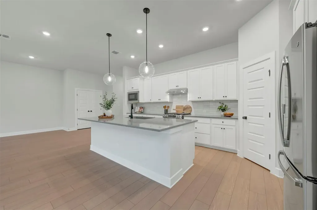 271 Twistleaf Drive Buda TX 78610