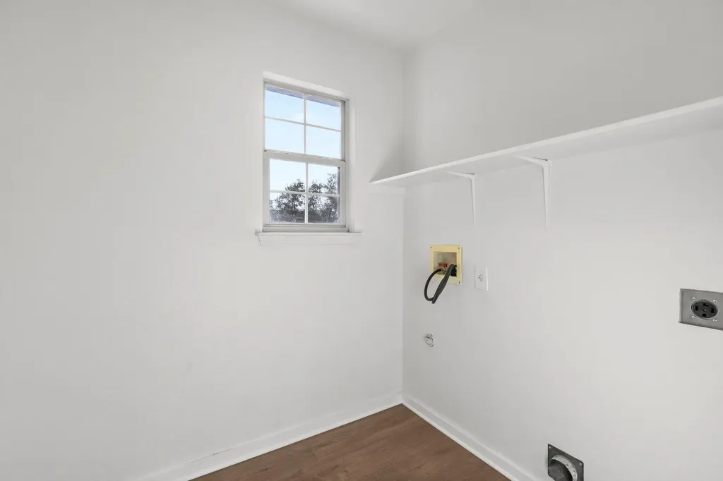 2110 Nogales Trail Austin TX 78744