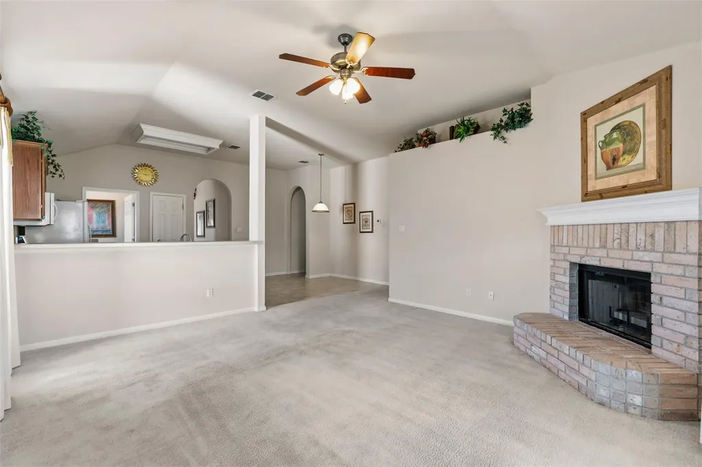 1156 Woodlands Drive Kyle TX 78640