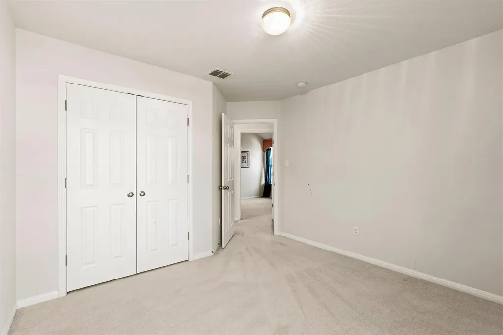 1156 Woodlands Drive Kyle TX 78640