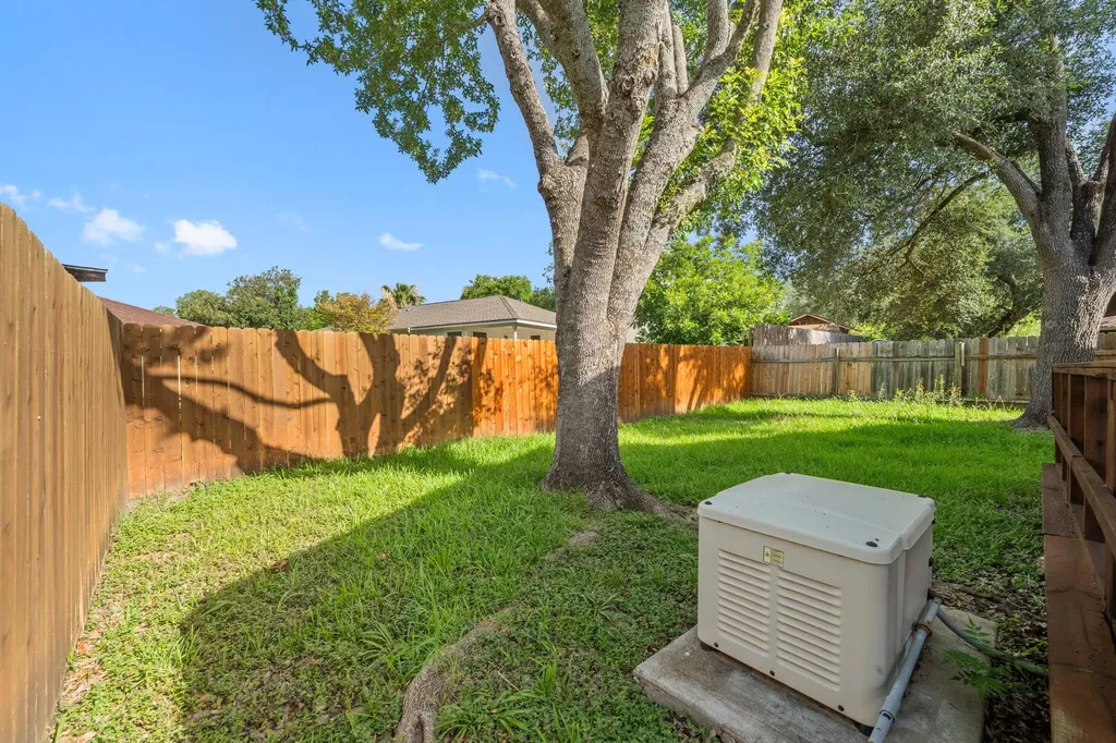 8128 Huddleston Lane Austin TX 78748