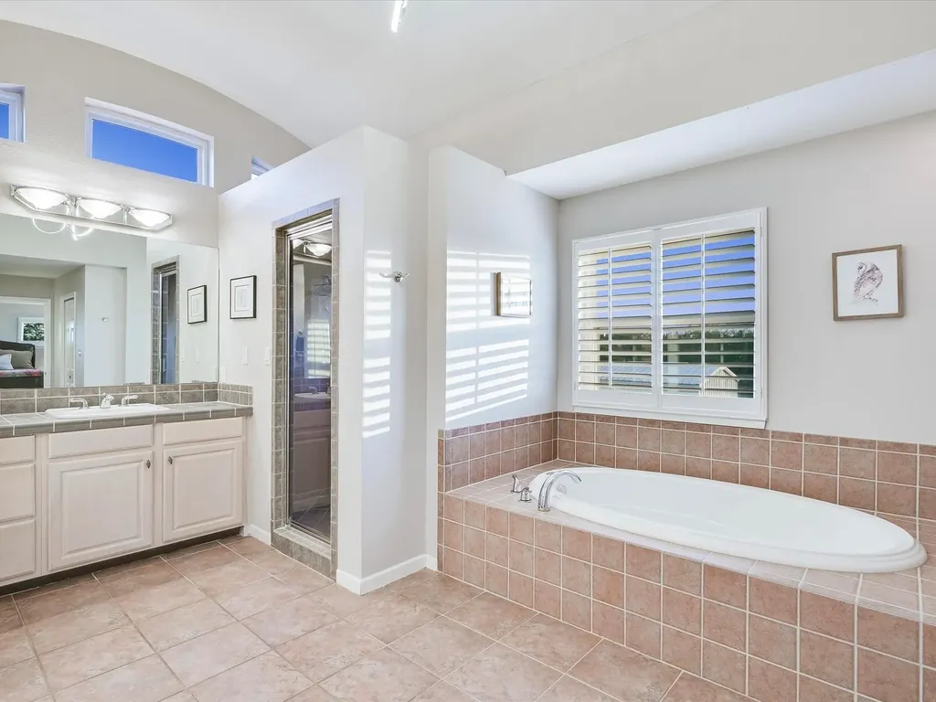 312 Paleface Point Drive Spicewood TX 78669