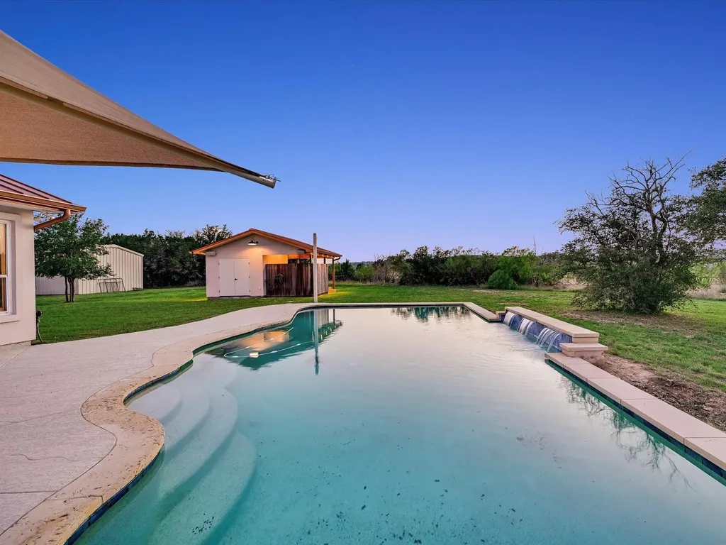 312 Paleface Point Drive Spicewood TX 78669
