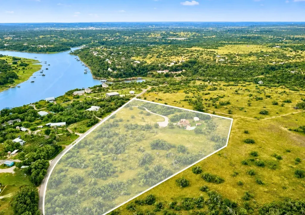 312 Paleface Point Drive Spicewood TX 78669