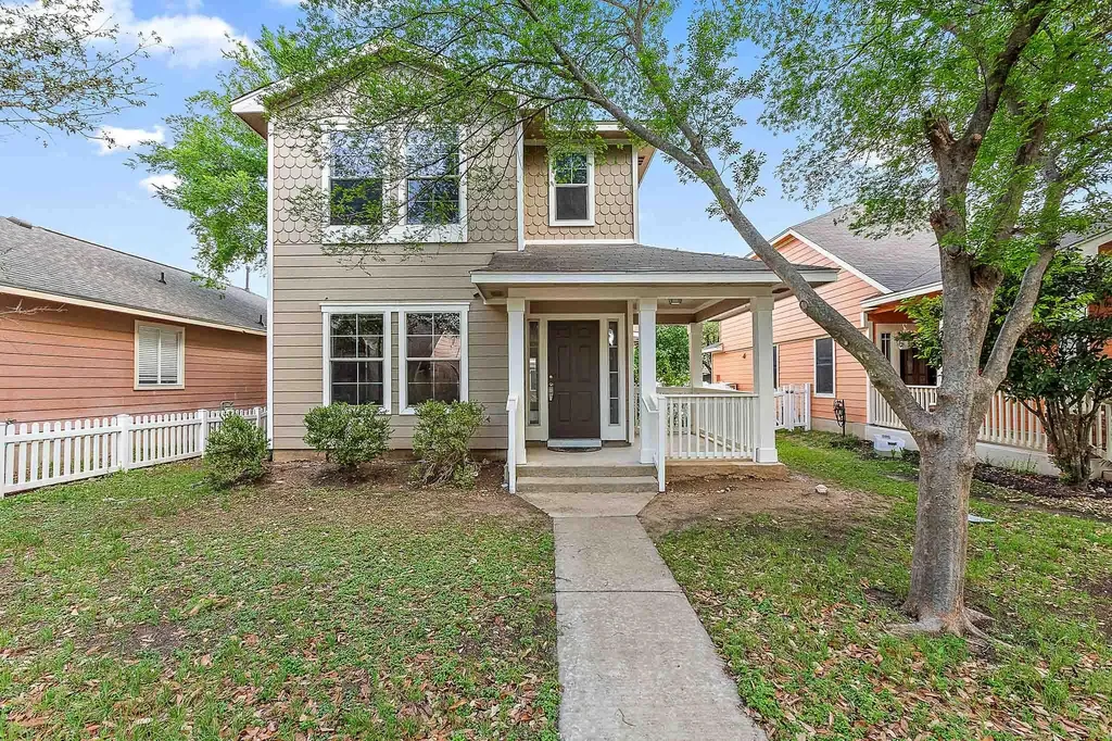 280 Strawn Kyle TX 78640