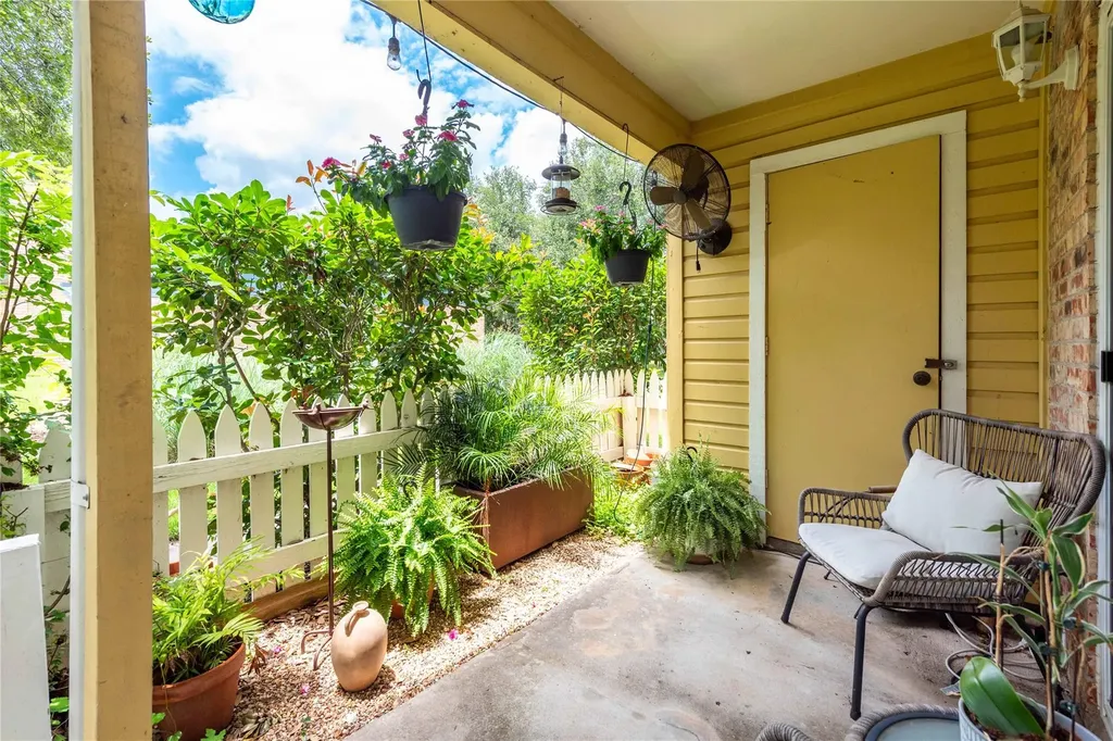 1601 Faro Drive Austin TX 78741