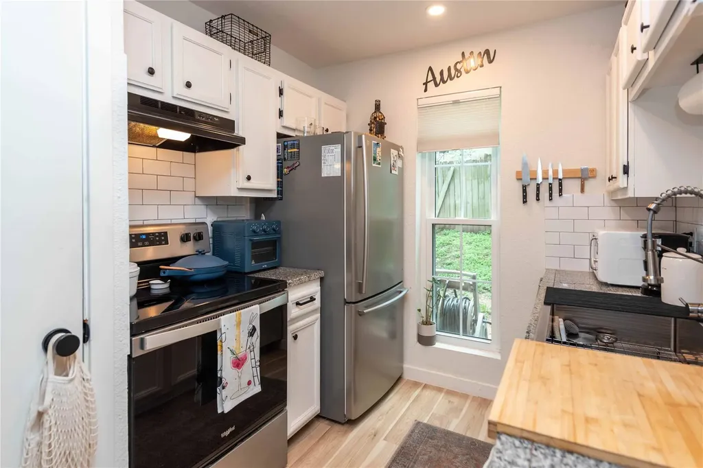 1601 Faro Drive Austin TX 78741