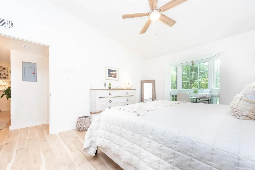 1601 Faro Drive Austin TX 78741