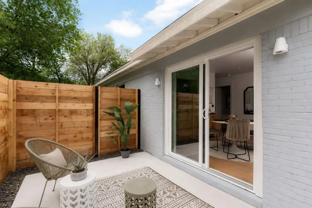 4902 Blueberry Trail Austin TX 78723