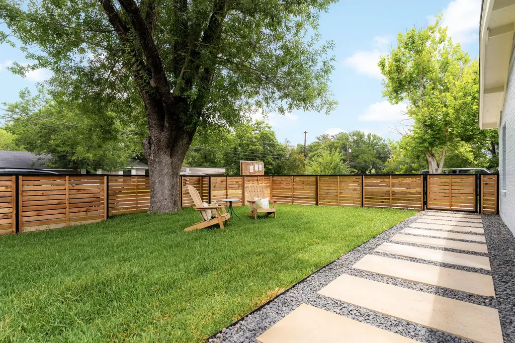 4902 Blueberry Trail Austin TX 78723