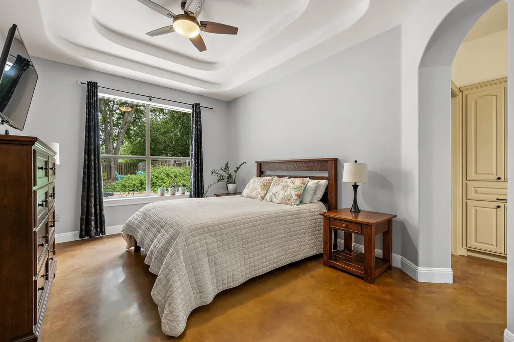 5319 Bull Run Austin TX 78727