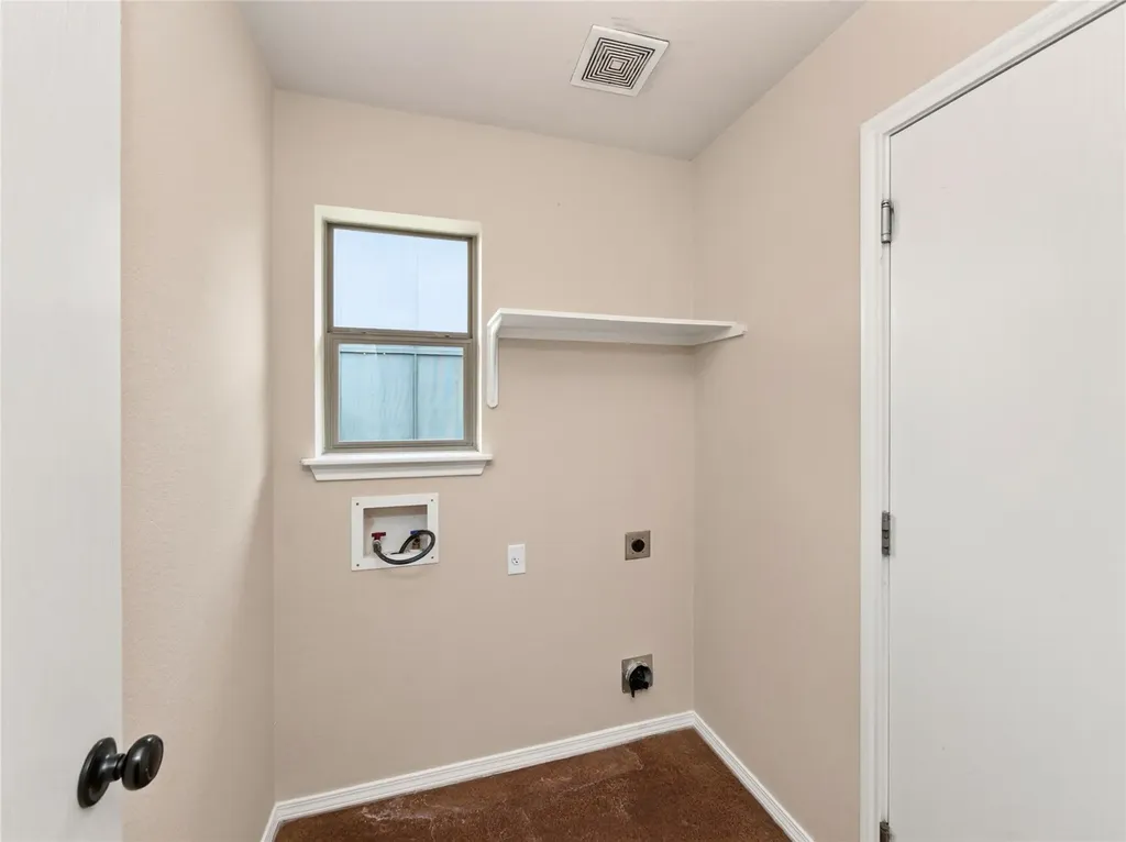 1480 Twin Cove Kyle TX 78640