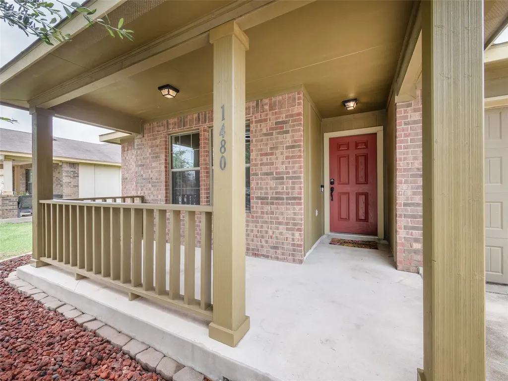 1480 Twin Cove Kyle TX 78640
