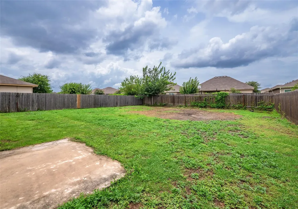 1480 Twin Cove Kyle TX 78640