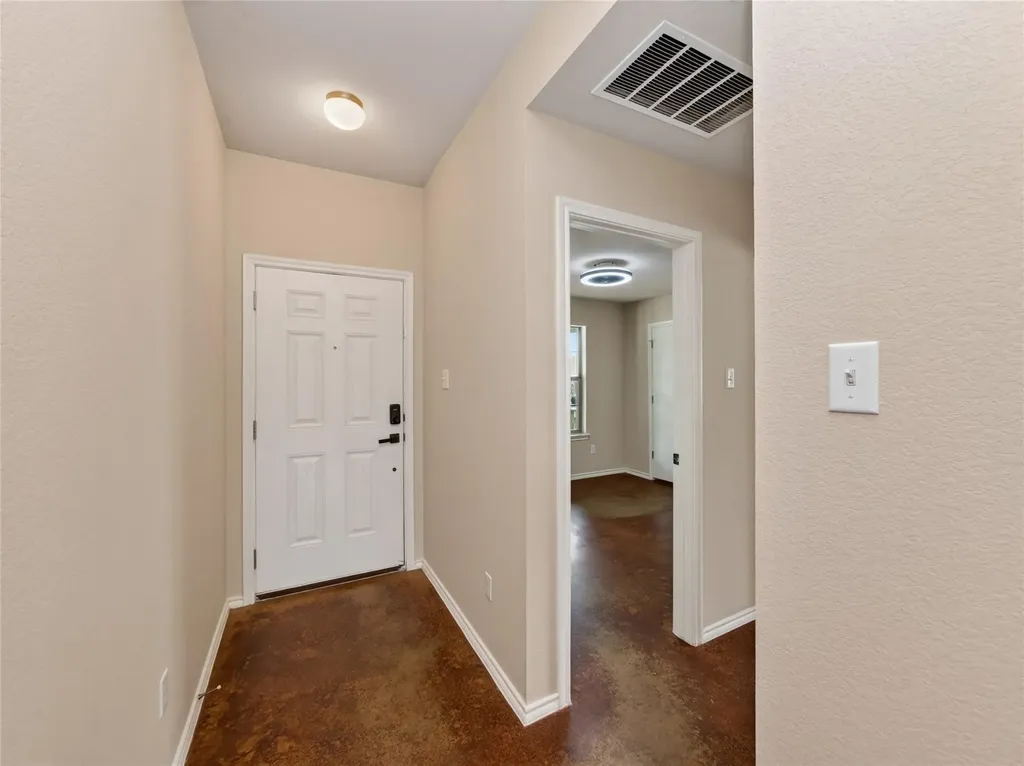 1480 Twin Cove Kyle TX 78640