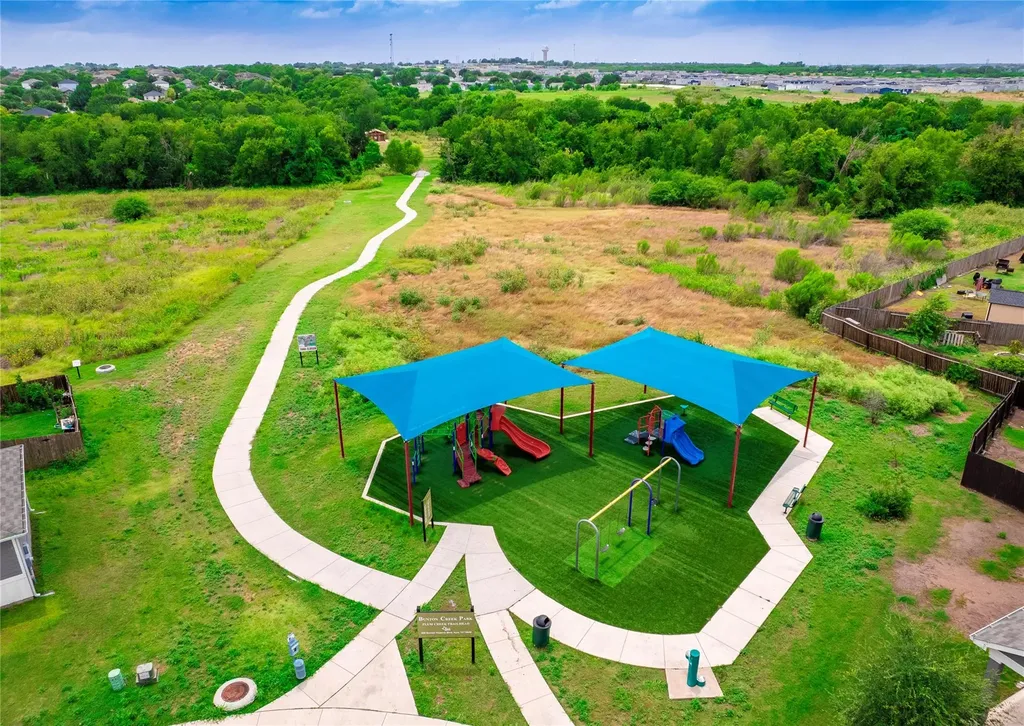1480 Twin Cove Kyle TX 78640
