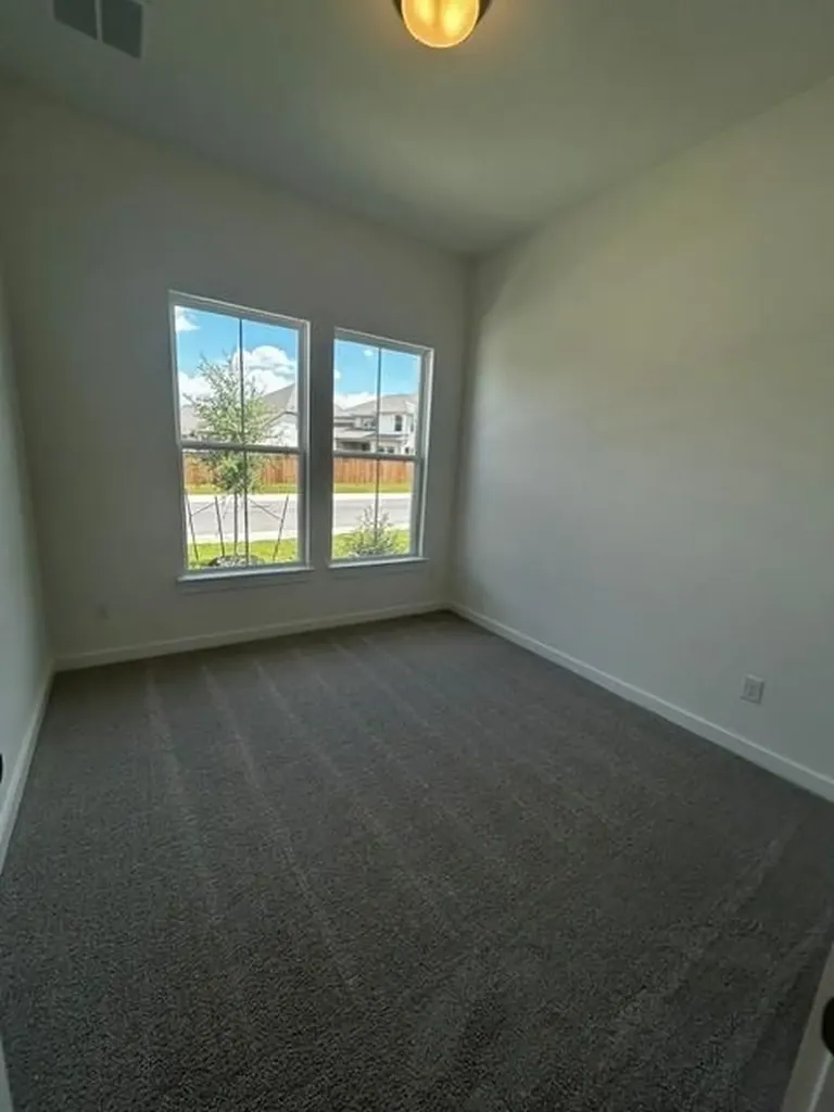 1113 Ellensburg Drive Georgetown TX 78633