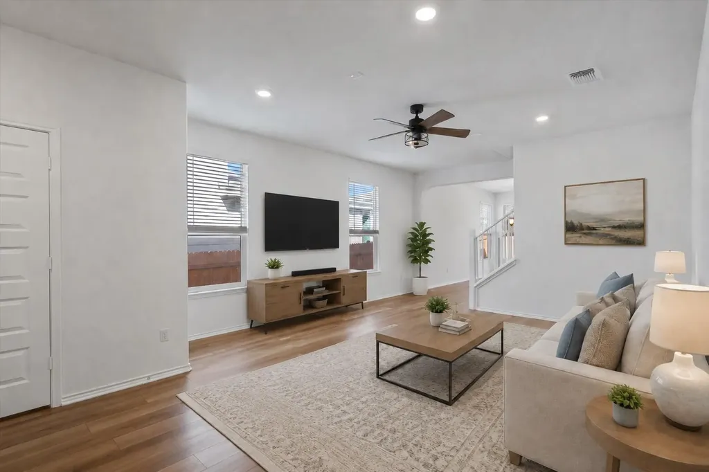 1032 Santiam Street Georgetown TX 78626