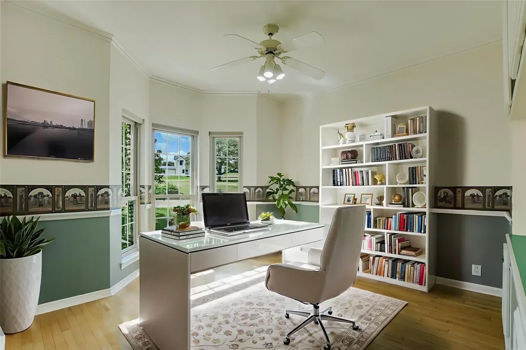 2104 Chipshot Court Spicewood TX 78669