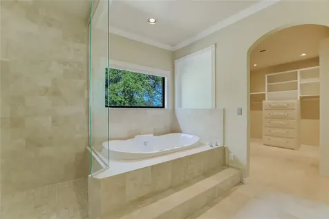 2104 Chipshot Court Spicewood TX 78669