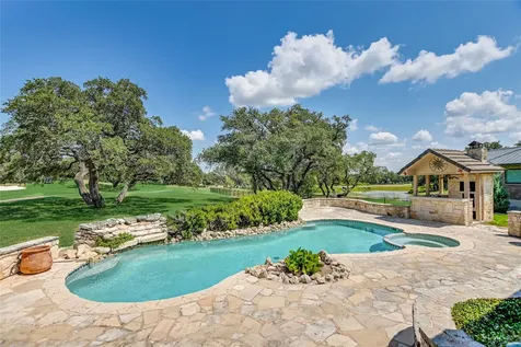 2104 Chipshot Court Spicewood TX 78669