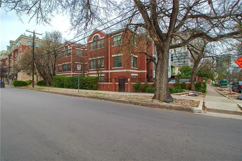712 W 21st Street Austin TX 78705