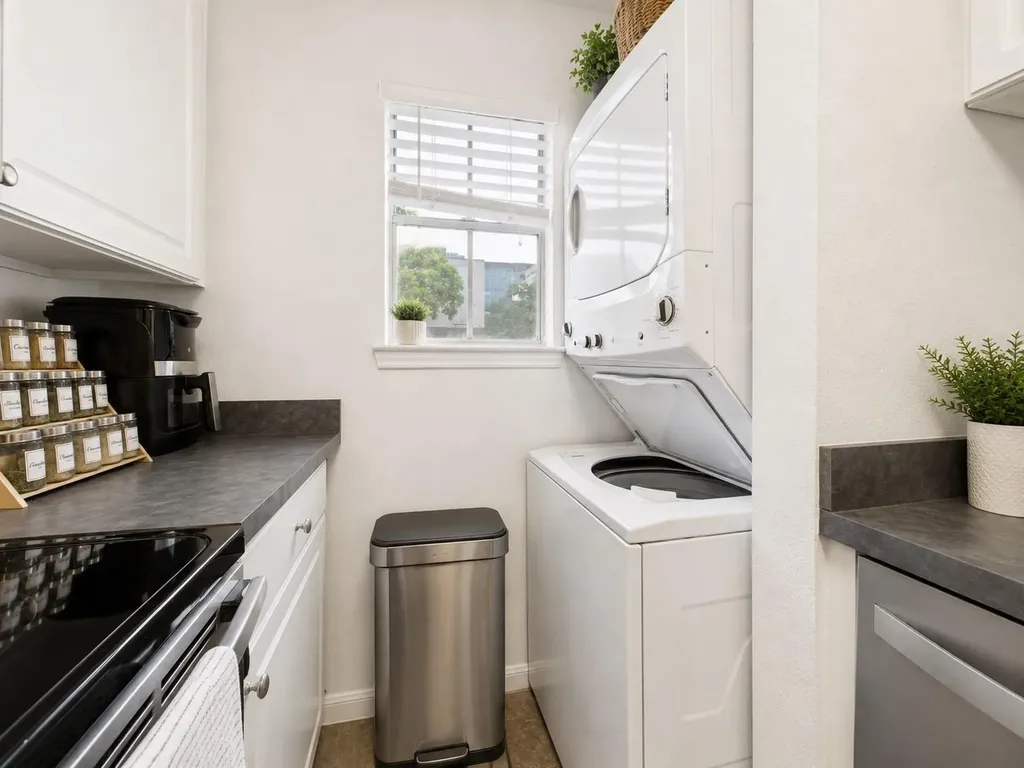 712 W 21st Street Austin TX 78705