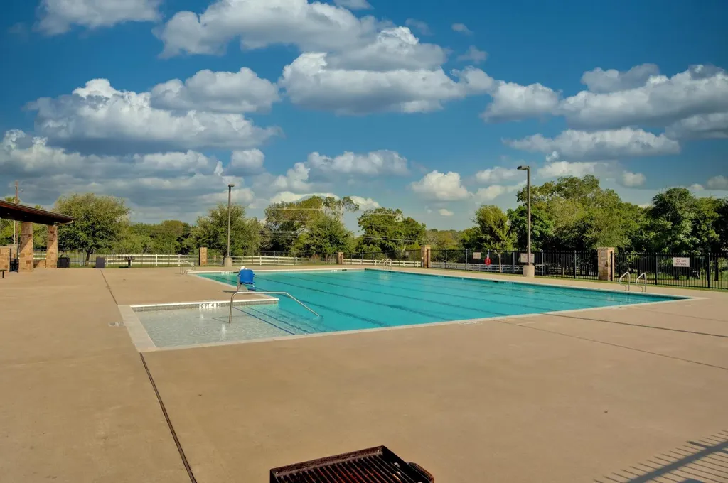 10209 Crescendo Lane Austin TX 78747