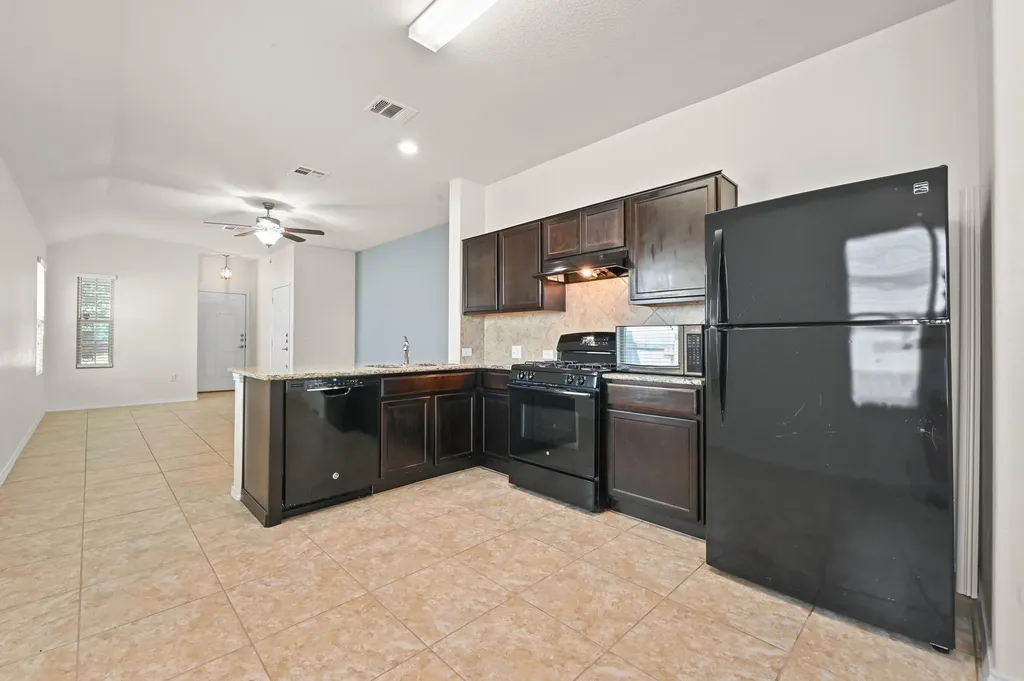 10209 Crescendo Lane Austin TX 78747