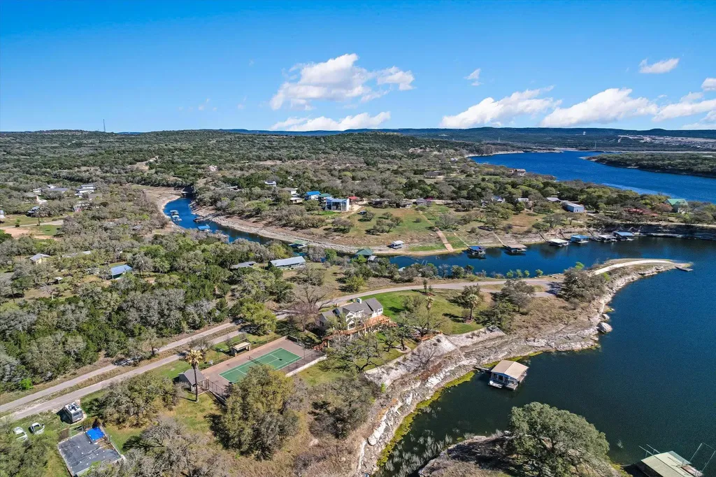 23521 Flat Creek Drive Marble Falls TX 78654