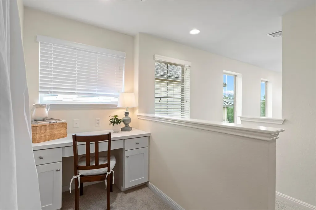 266 Diamond Point Drive Dripping Springs TX 78620