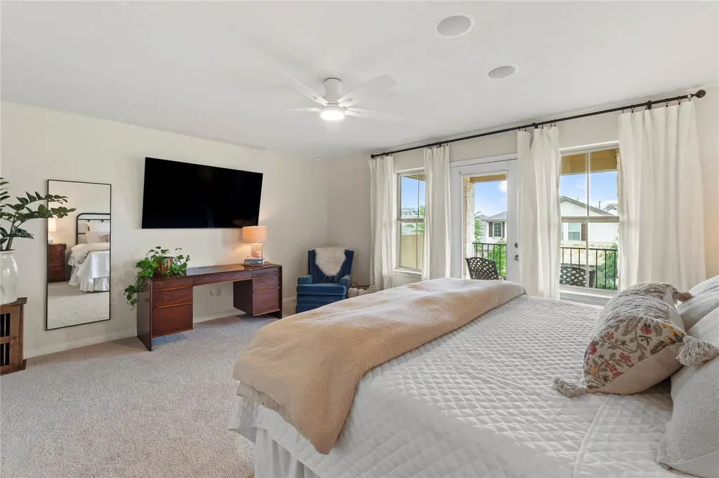 266 Diamond Point Drive Dripping Springs TX 78620
