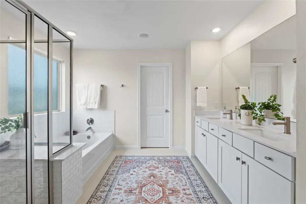 266 Diamond Point Drive Dripping Springs TX 78620
