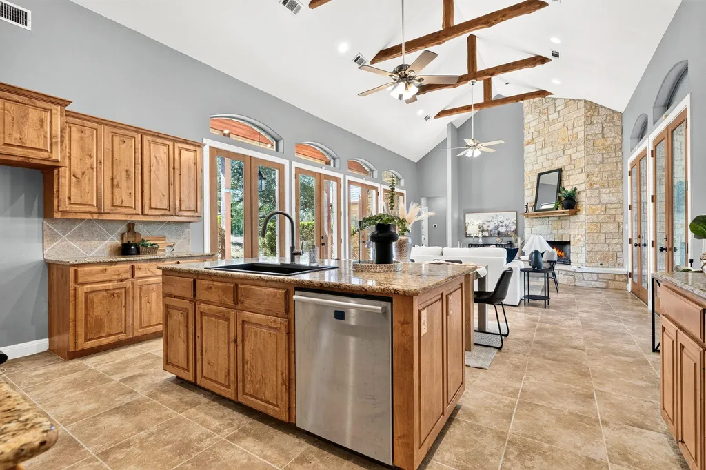31887 Mirela Ann Lane Dripping Springs TX 78620