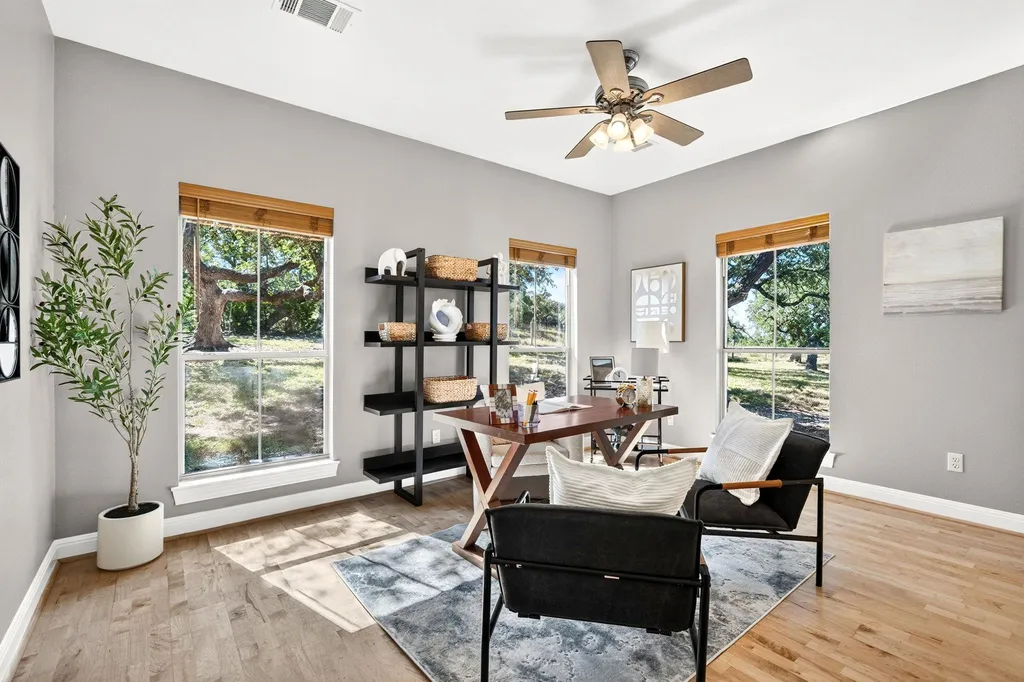 31887 Mirela Ann Lane Dripping Springs TX 78620