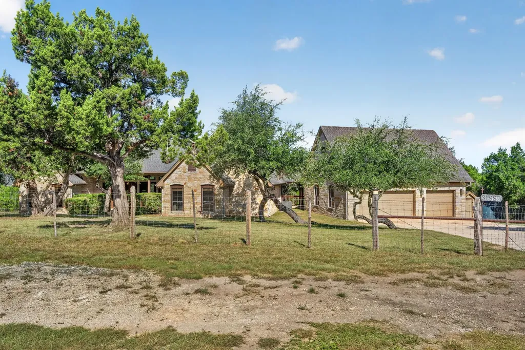 31887 Mirela Ann Lane Dripping Springs TX 78620