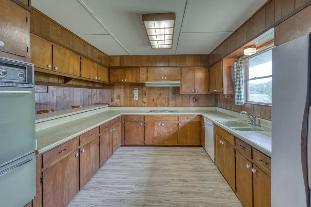 420 Hill Drive Granite Shoals TX 78654
