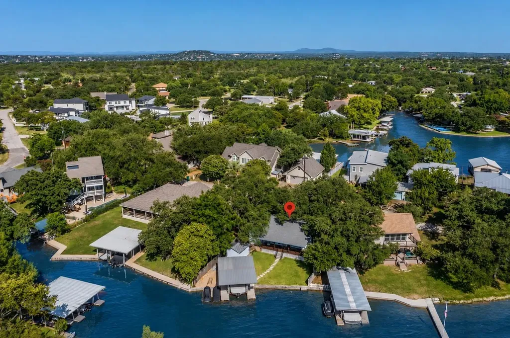 410 Robinhood Lane Granite Shoals TX 78654